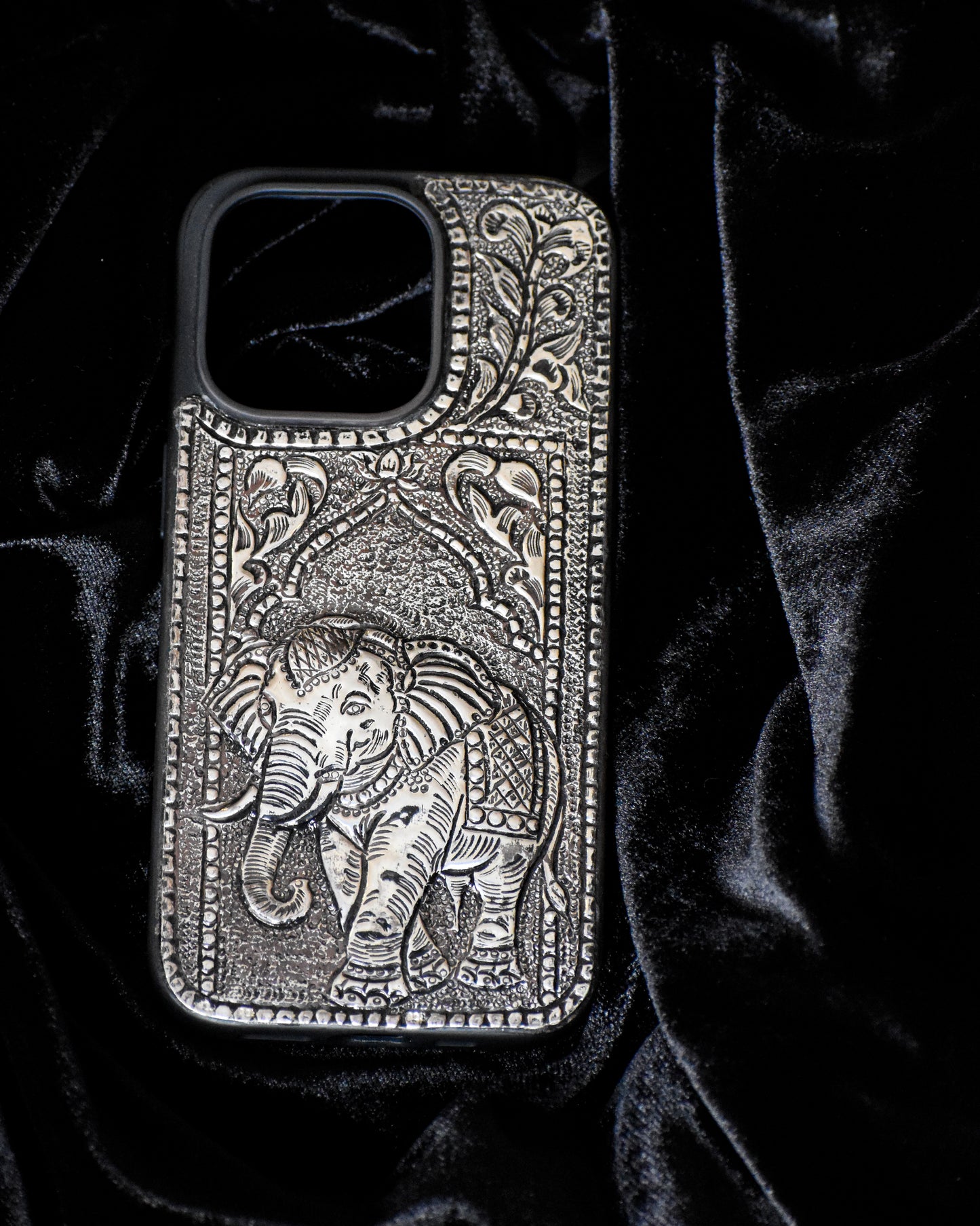 ZILVIQ Handcrafted Royal Elephant Luxury iPhone Case
