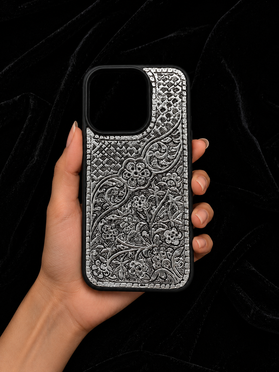 ZILVIQ Royal Bloom 925 Silver Luxury Case