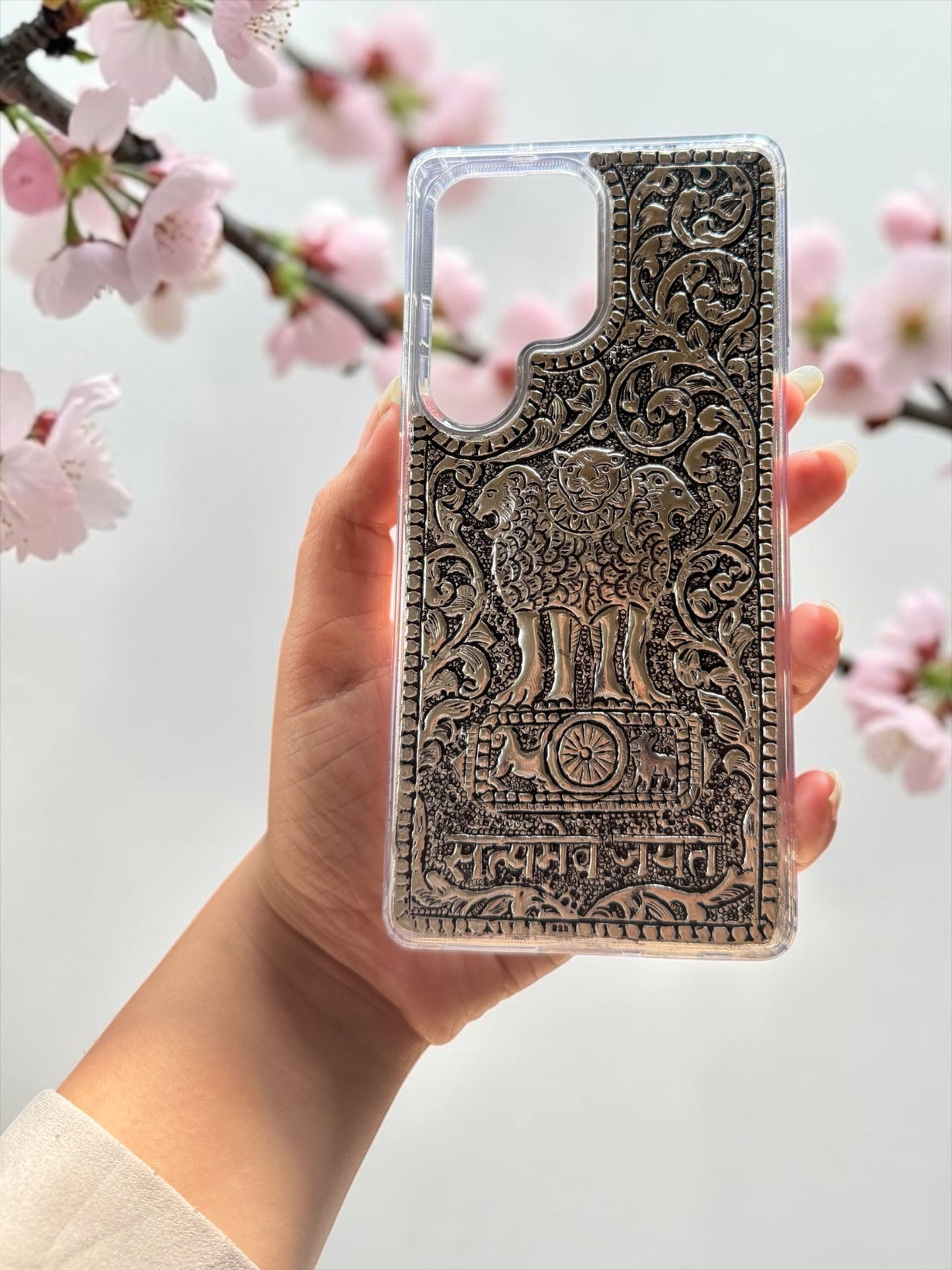 ZILVIQ Ashoka Heritage 925 Silver Luxury Case
