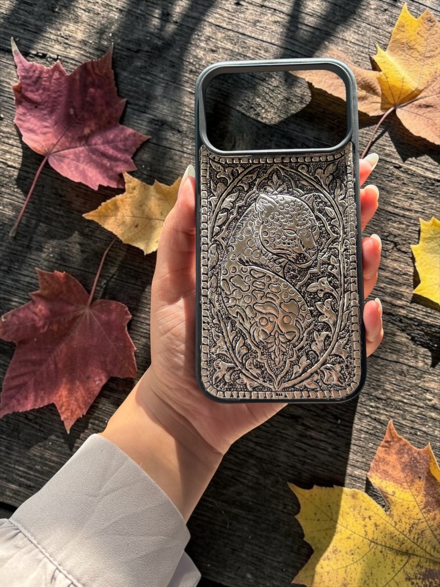 ZILVIQ Regal Panther 925 Silver Luxury Case